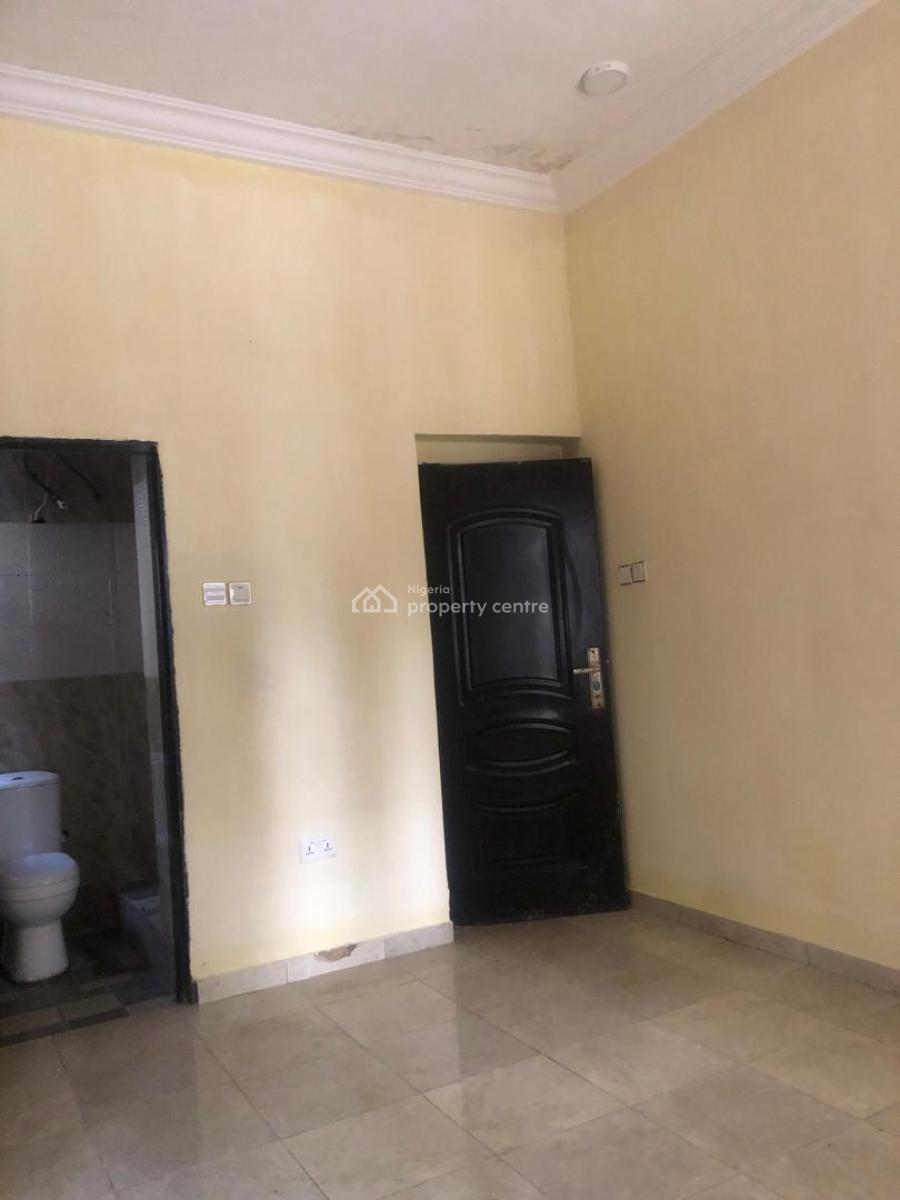 2 Bedrooms Apartment, Off Freedom Way, Lekki Phase 1, Lekki, Lagos, Flat / Apartment for Rent