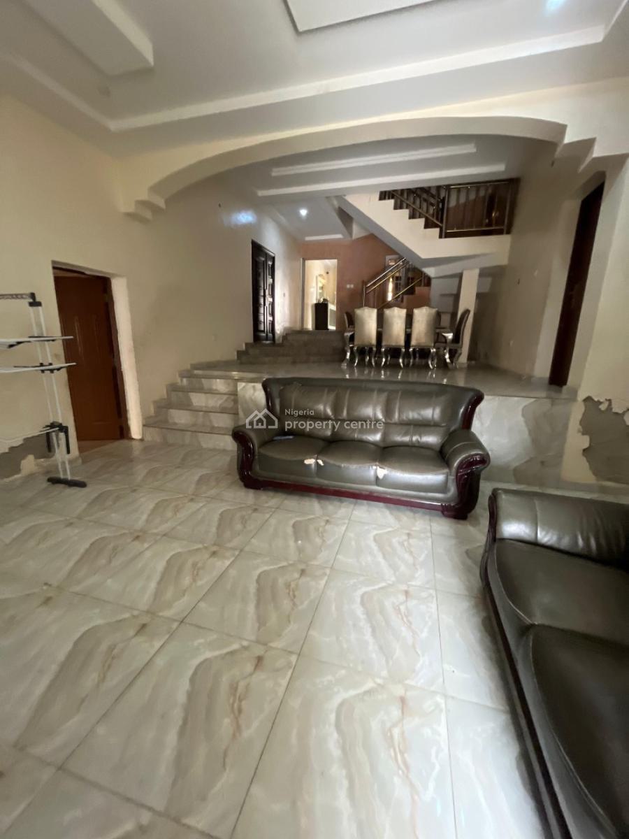 8 Bedroom Detached Duplex with 3 Rooms Bq, Kaura, Abuja, Detached Duplex for Sale