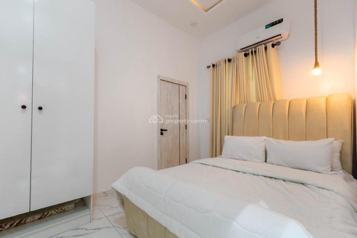 Luxury 4-bedroom Apartment with Pool and Gym, Meadow Hall Way, Ikate, Lekki, Lagos, Flat / Apartment Short Let