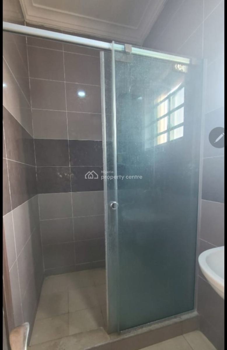 Very Big and Spacious Serviced Miniflat  with 2 Balconies, Lekki Phase 1, Lekki, Lagos, Mini Flat (room and Parlour) for Rent