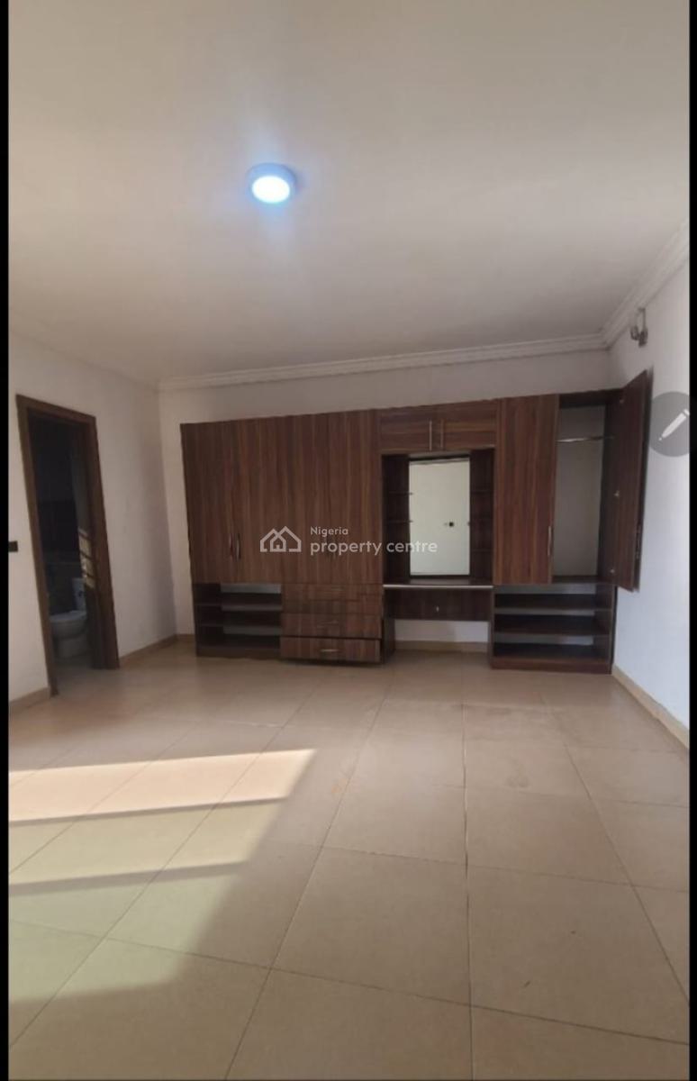 Very Big and Spacious Serviced Miniflat  with 2 Balconies, Lekki Phase 1, Lekki, Lagos, Mini Flat (room and Parlour) for Rent