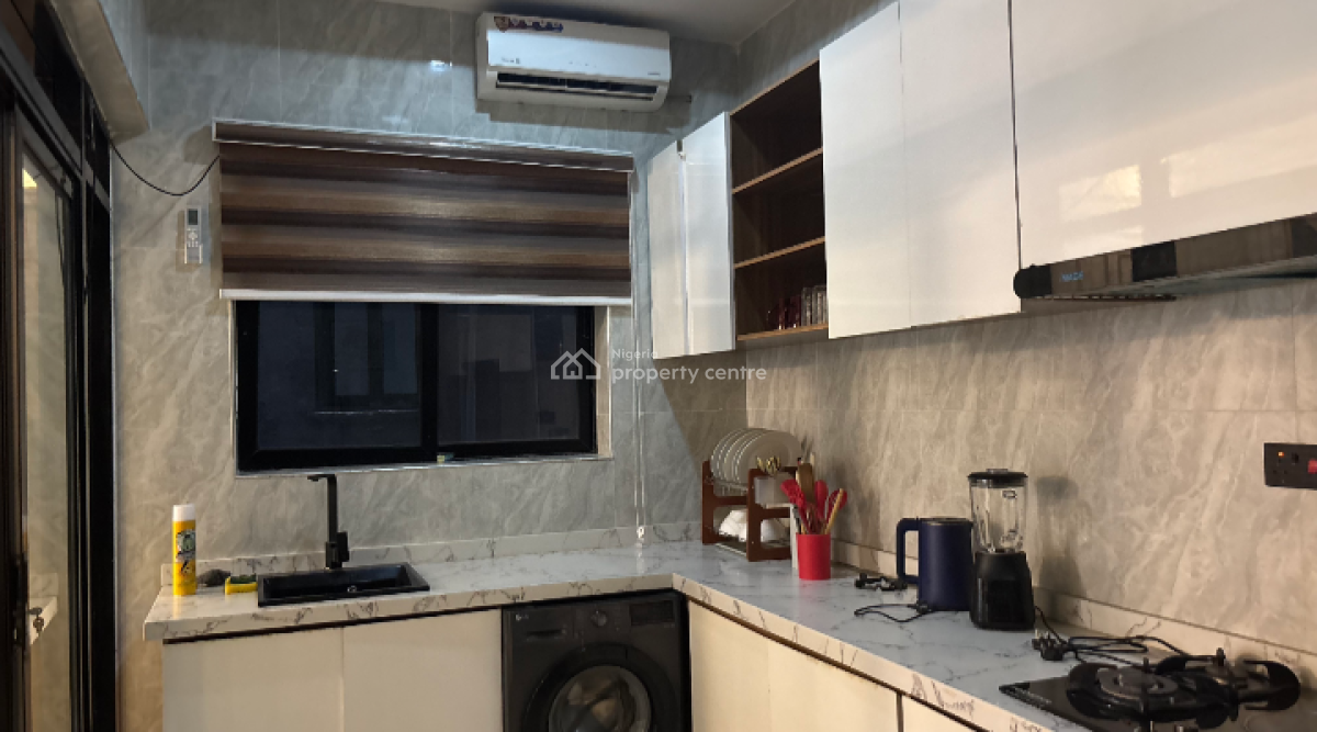 Luxury 2-bedroom Apartment, Ilasan, New Road, Ilasan, Lekki, Lagos, Flat / Apartment Short Let