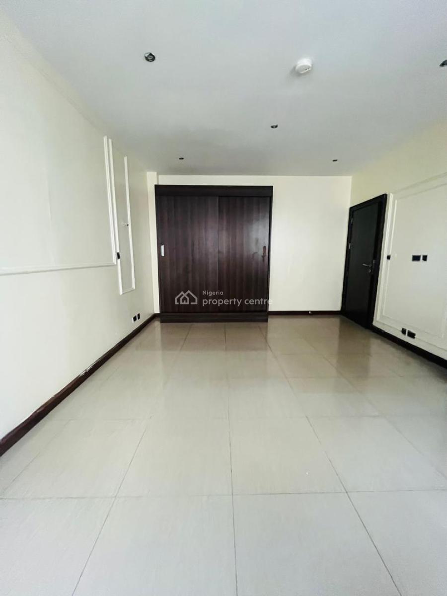 Luxury 4 Bedroom Apartment with Excellent Features, Old Ikoyi, Ikoyi, Lagos, Flat / Apartment for Rent