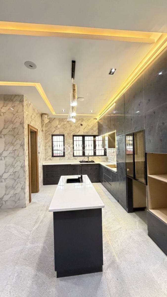 7 Bedroom Detached Duplex with Bq, Asokoro District, Abuja, Detached Duplex for Sale