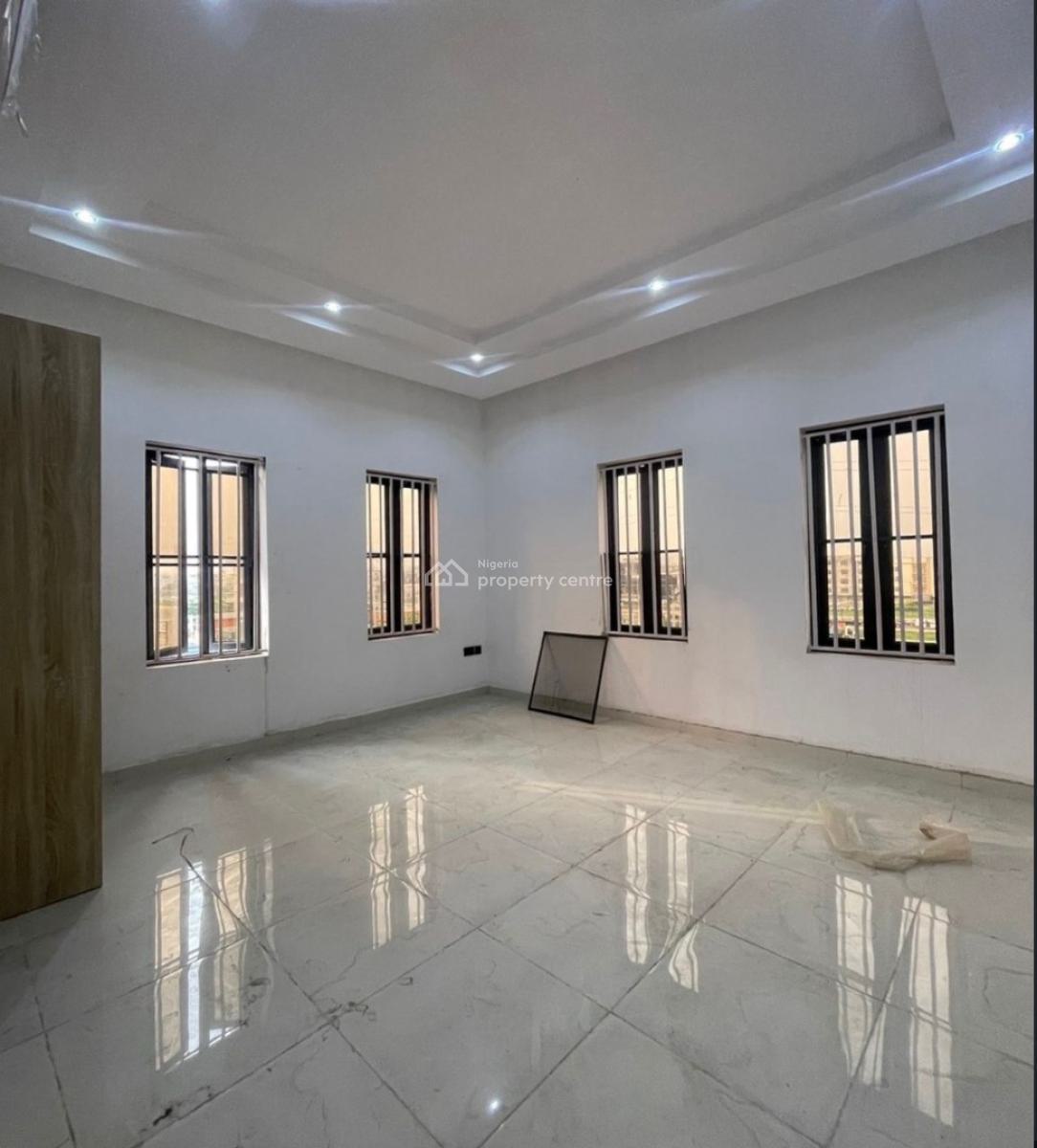 Fully Serviced 3 Bedroom Apartment with Bq, Lekki Right, Lekki Phase 1, Lekki, Lagos, Flat / Apartment for Rent