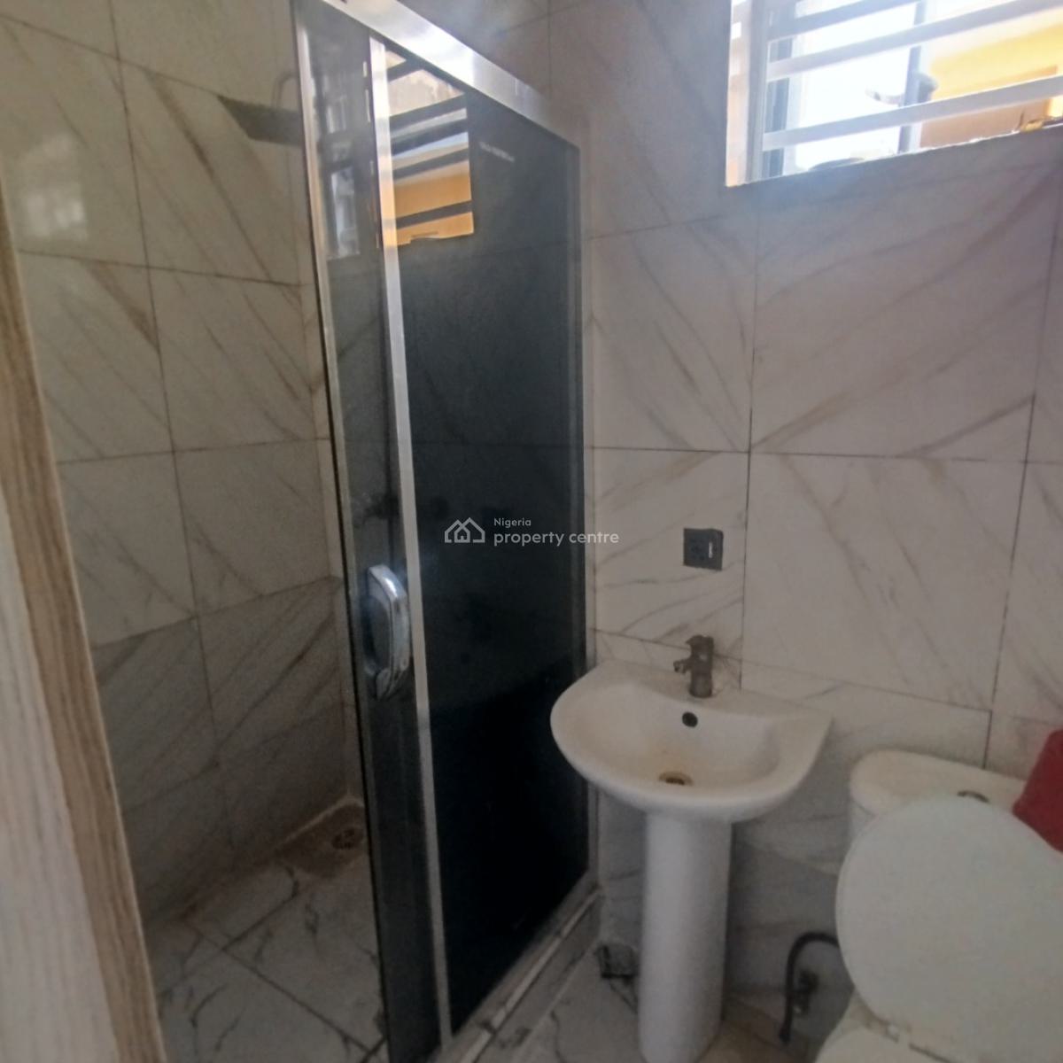 Nice 4 Bedroom Terrace Duplex, Close to Royal Pine Estate, Orchid Road, Lekki Expressway, Lekki, Lagos, Terraced Duplex for Rent