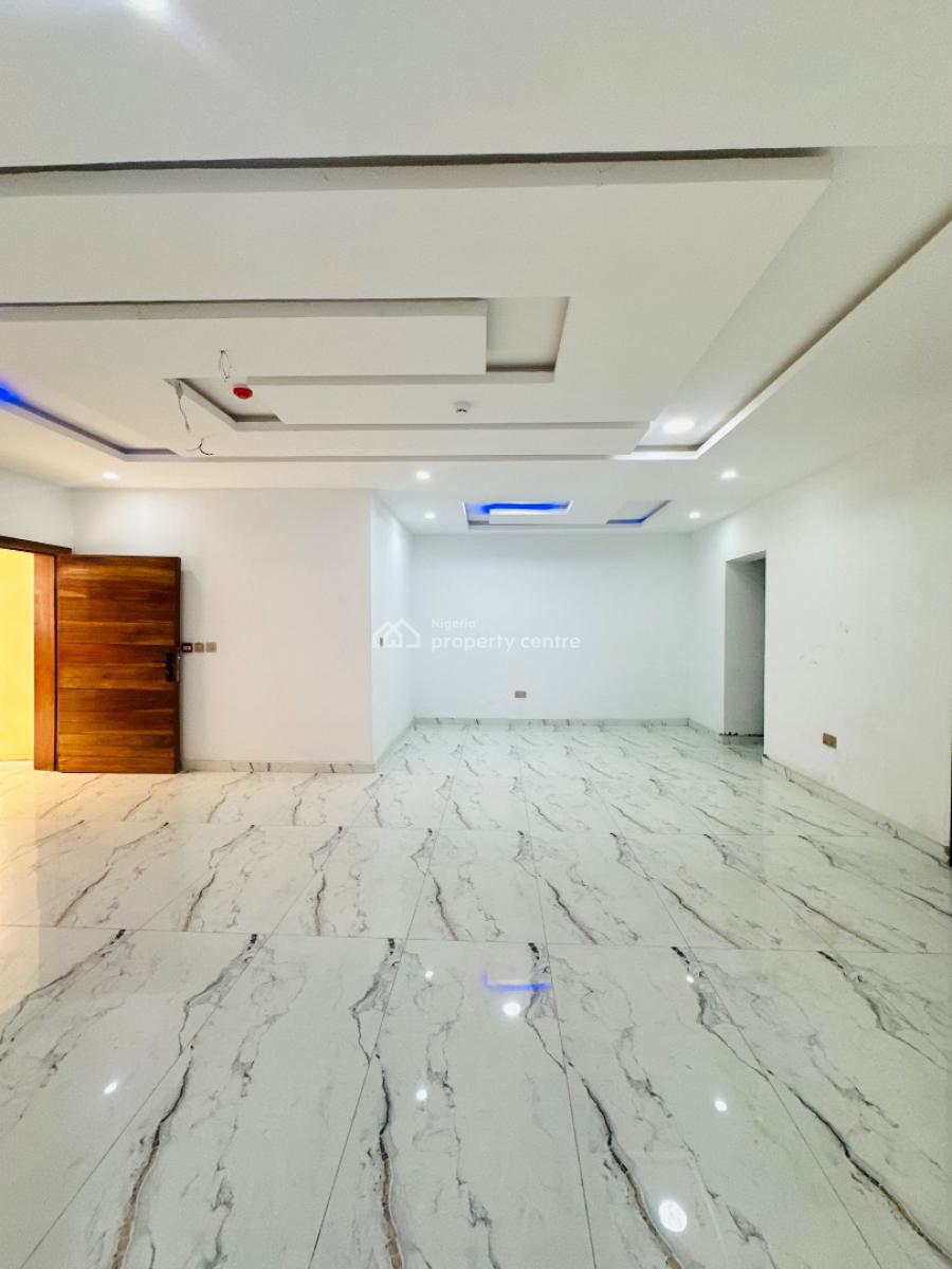 Newly Built 2 Bedroom Apartment with Bq, Pool & Gym, Lekki Phase 1, Lekki, Lagos, Flat / Apartment for Rent