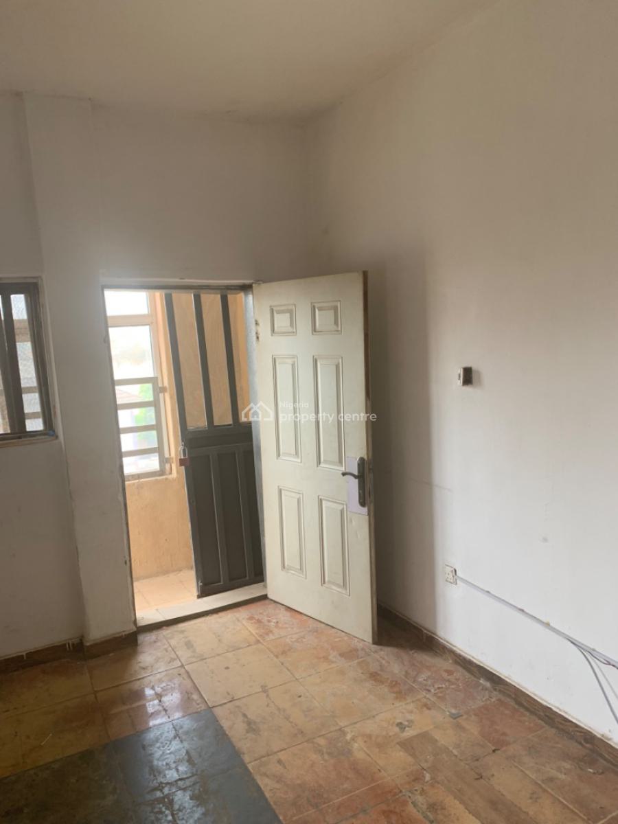Spacious Self Contain on The Second Flo, Wuse Zone 3, Abuja, Zone 3, Wuse, Abuja, Self Contain (single Rooms) for Rent