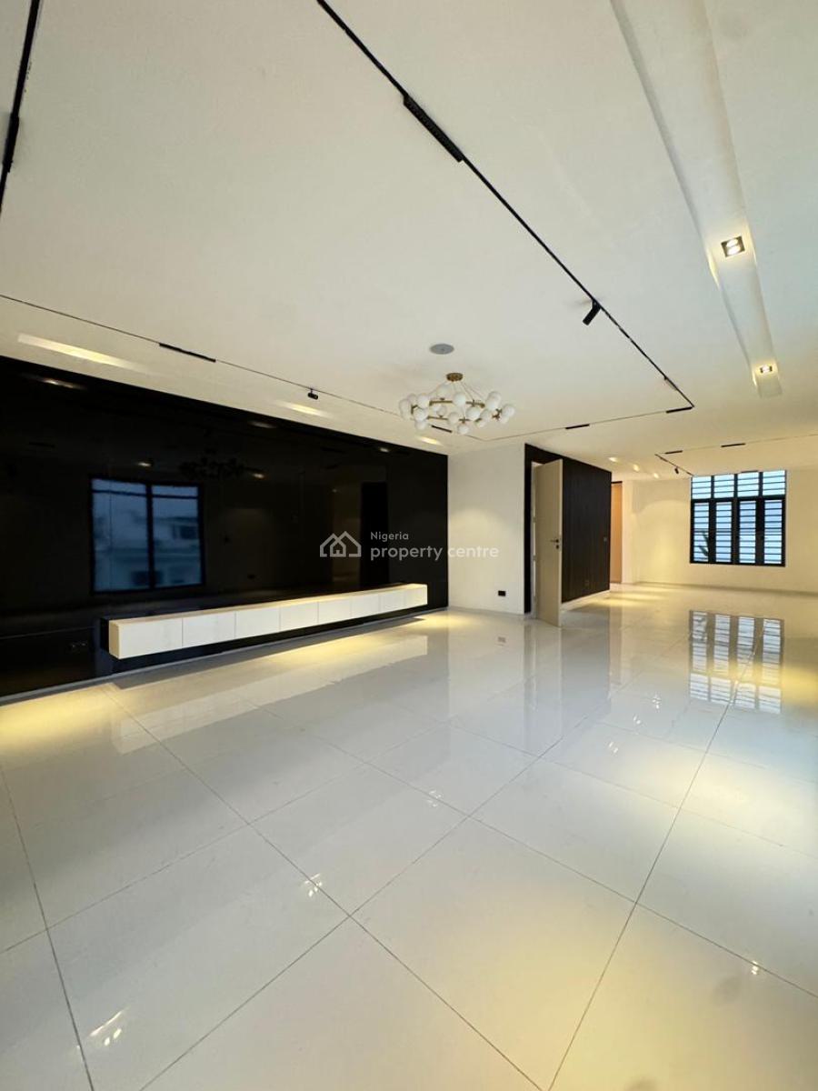 Magnificent 5  Beds with a Private Pool & Cinema, Lekki, Lagos, Detached Duplex for Sale