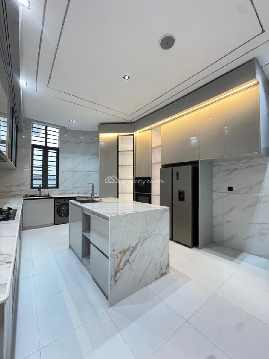 Magnificent 5  Beds with a Private Pool & Cinema, Lekki, Lagos, Detached Duplex for Sale