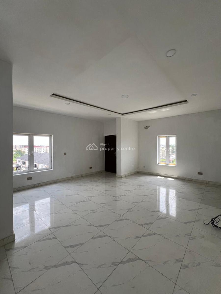 Luxury 4bedroom Apartment with Bq, Shoprite Road Jakande Bus Stop, Lekki, Lagos, Flat / Apartment for Rent