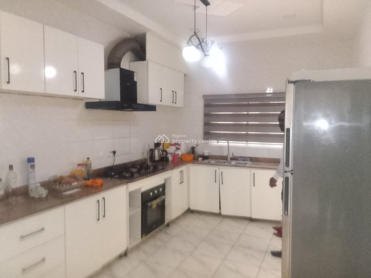Completely Furnished and Serviced Three Bedrooms Flat, Katampe (main), Katampe, Abuja, Flat / Apartment for Rent