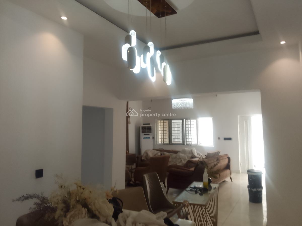 Completely Furnished and Serviced Three Bedrooms Flat, Katampe (main), Katampe, Abuja, Flat / Apartment for Rent