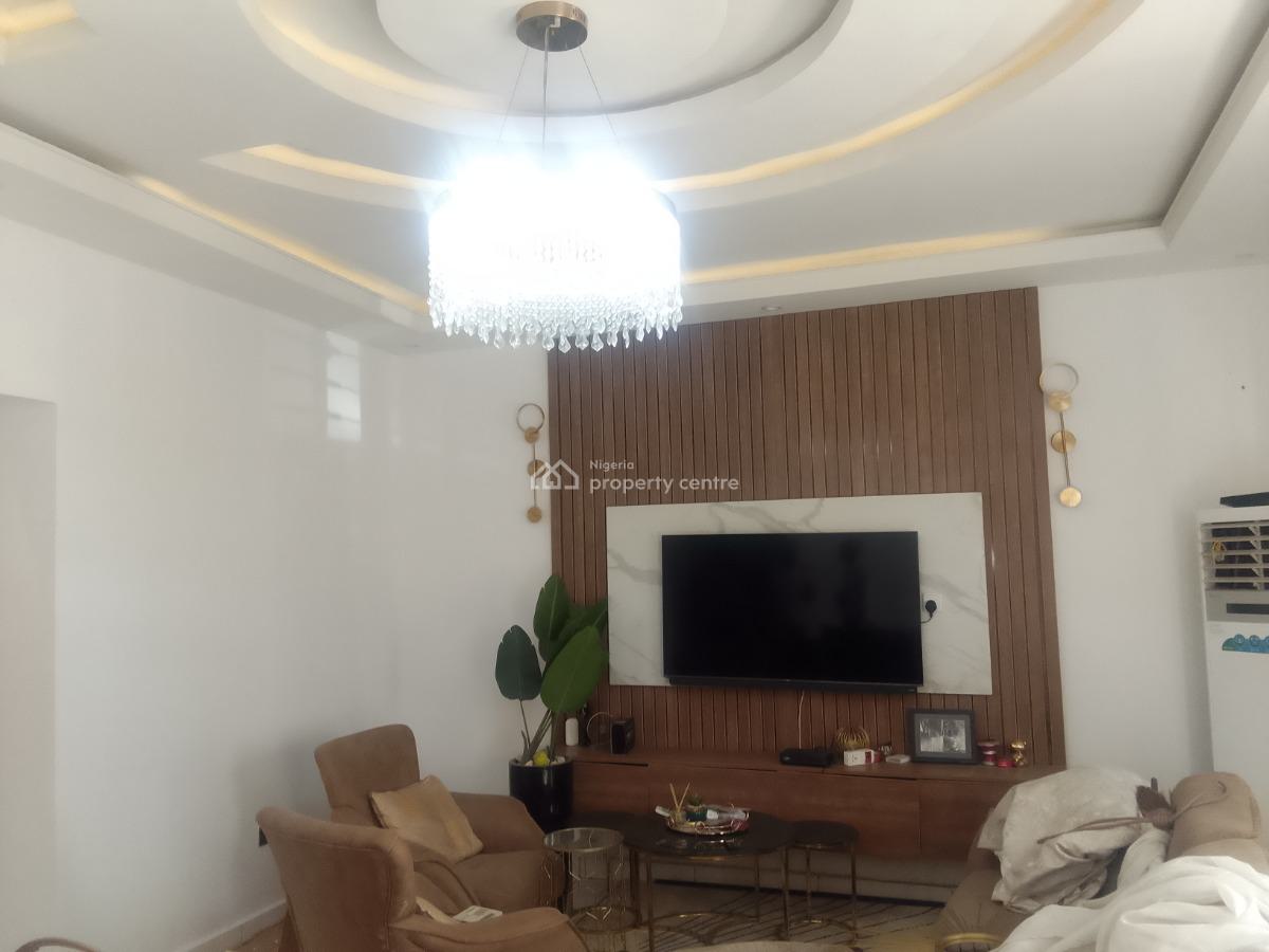 Completely Furnished and Serviced Three Bedrooms Flat, Katampe (main), Katampe, Abuja, Flat / Apartment for Rent