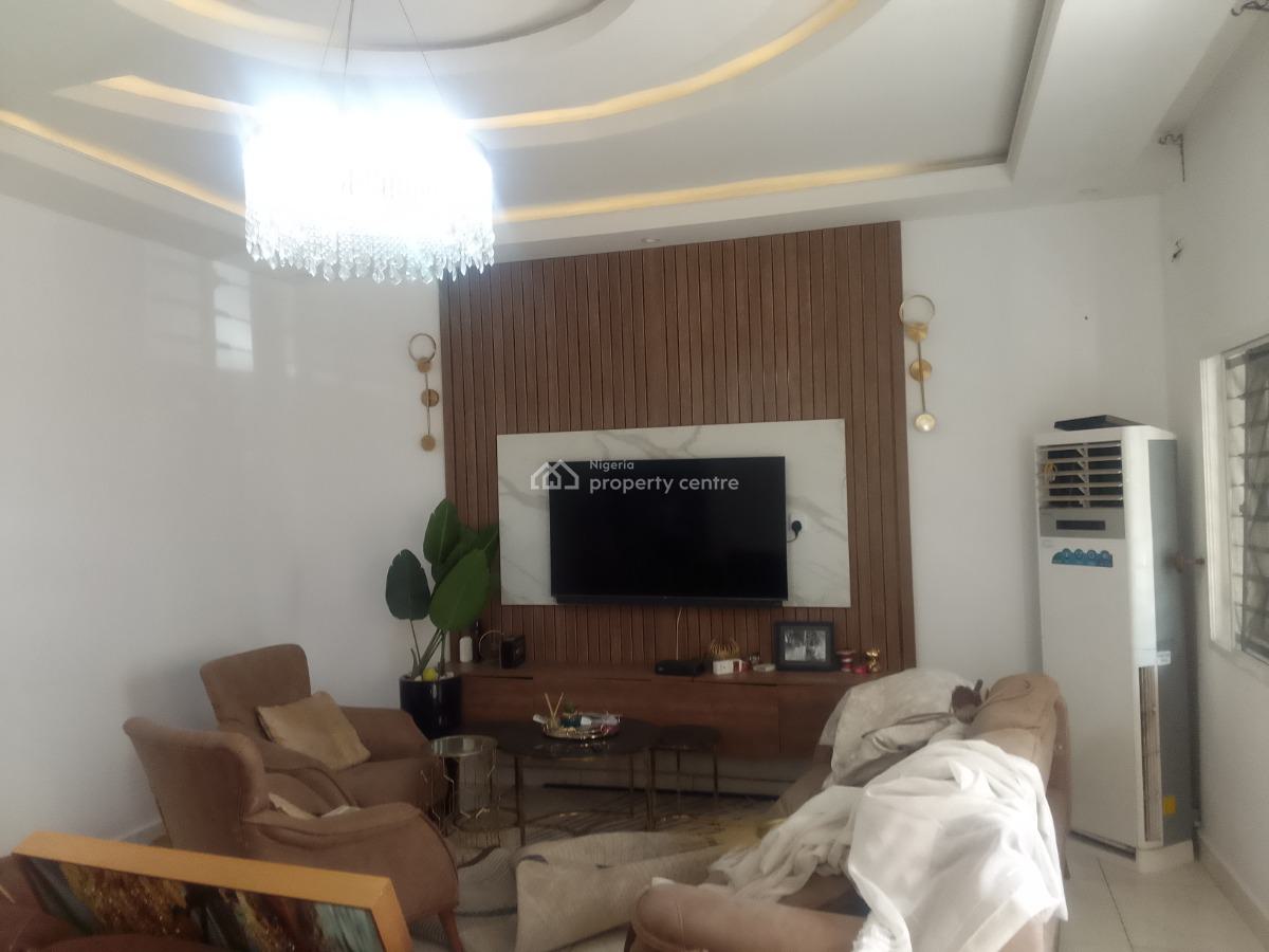 Completely Furnished and Serviced Three Bedrooms Flat, Katampe (main), Katampe, Abuja, Flat / Apartment for Rent