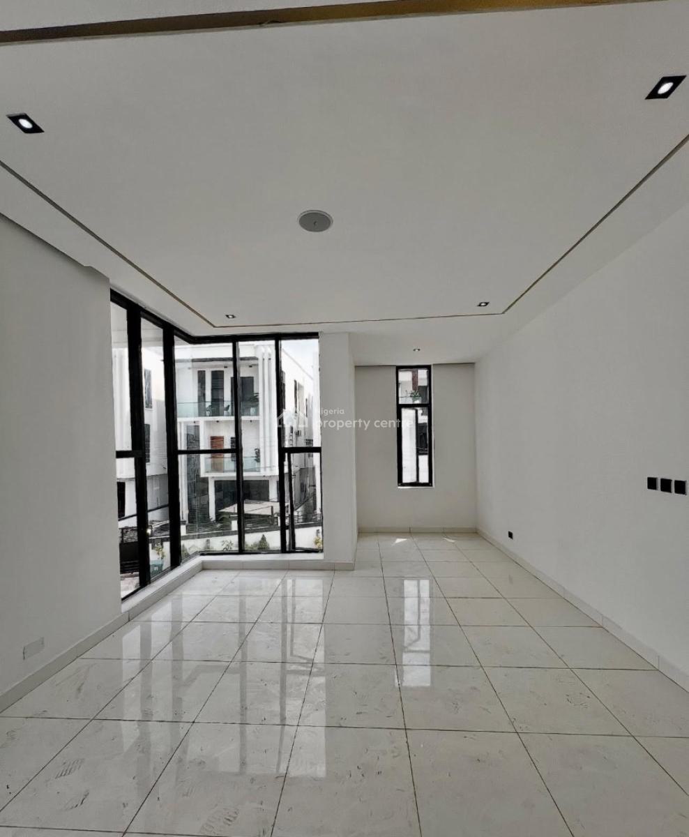 Massive Contemporary 5 Bedrooms Fully Detached with Swimming Pool, Orchid, Lekki, Lagos, Detached Duplex for Sale