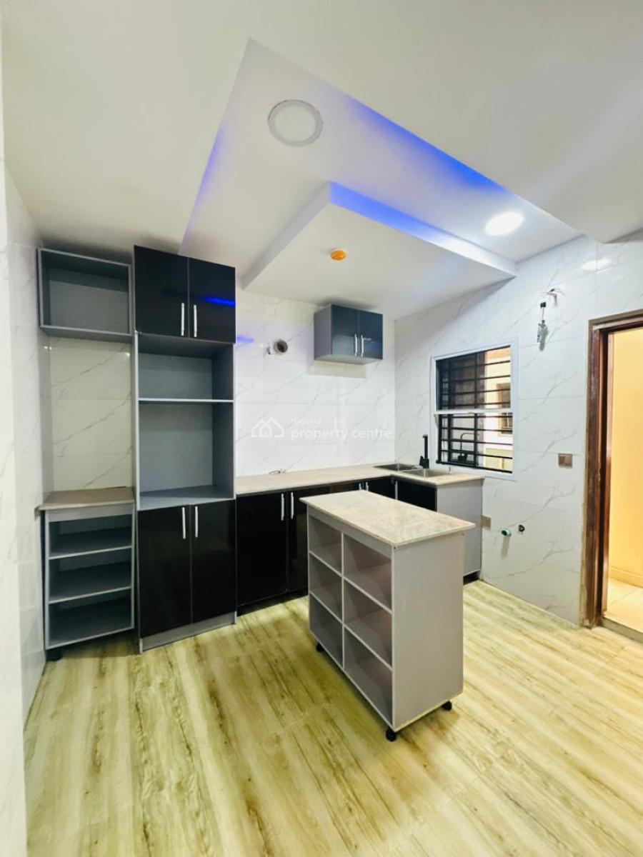 Newly Built 2bedroom Apartment ,with Bq,swimming Pool,gym &elevator, Lekki Phase One  Lekki ,lagos ,nigeria, Lekki Phase 1, Lekki, Lagos, Flat / Apartment for Rent