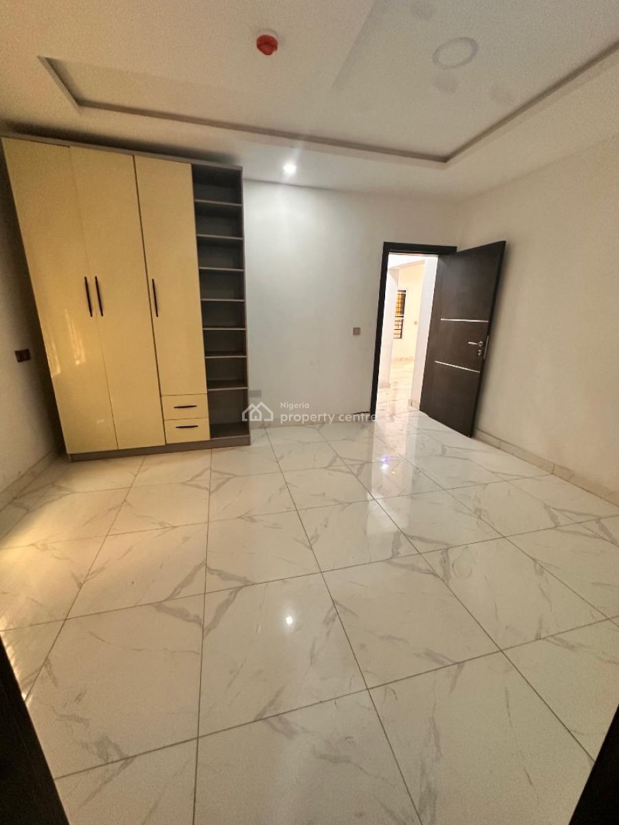 Fully Serviced 2 Bedrooms Flats with Bq, Off Freedom Way, Lekki Phase 1, Lekki, Lagos, Flat / Apartment for Rent