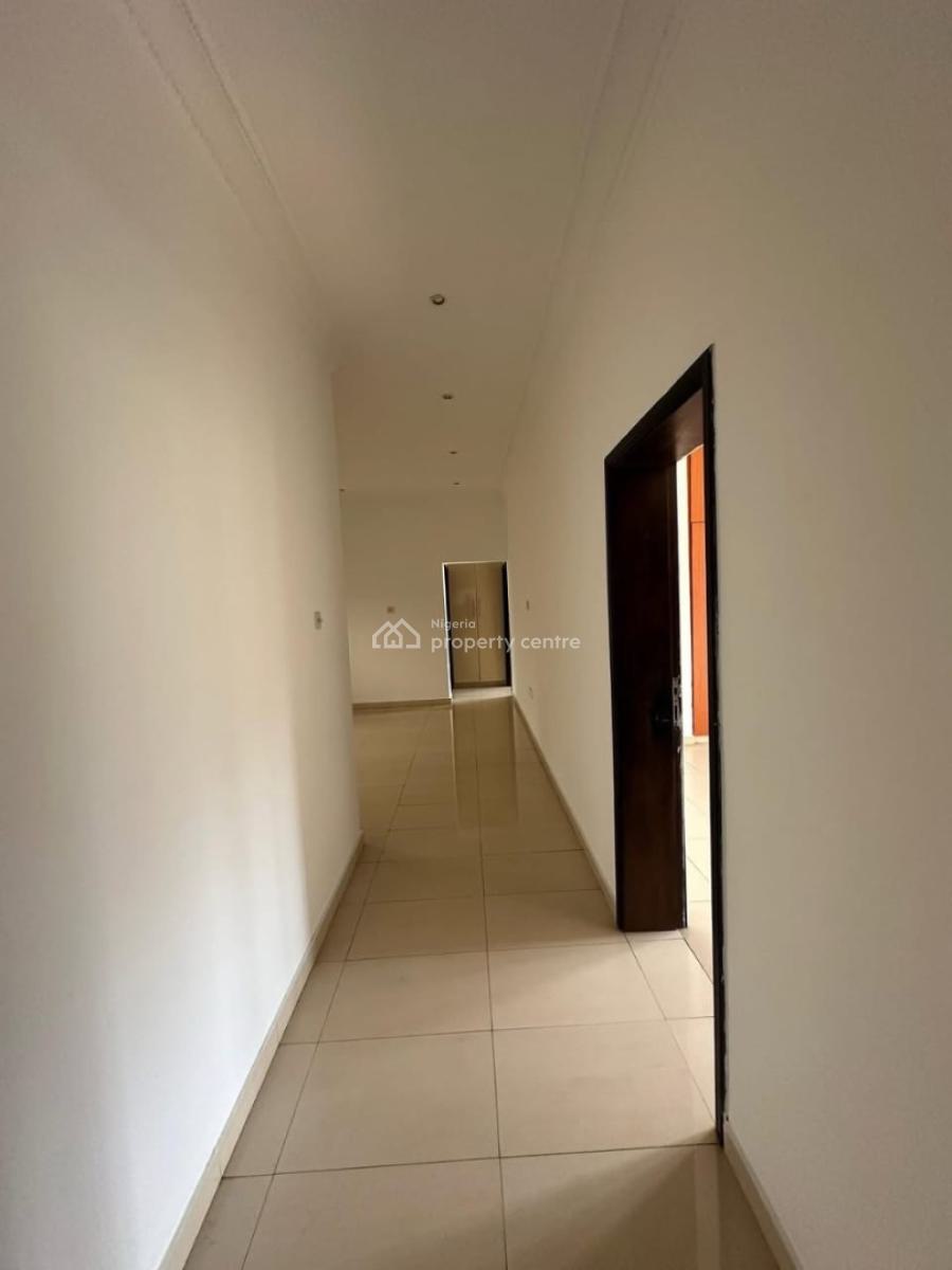 3 Bedroom Apartment, Lekki Phase 1, Lekki, Lagos, Flat / Apartment for Rent