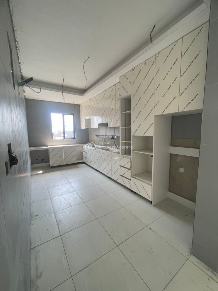 Spacious 3 Bedroom Apartment with Rooftop Terrace, Ikate, Lekki, Lagos, Flat / Apartment for Sale