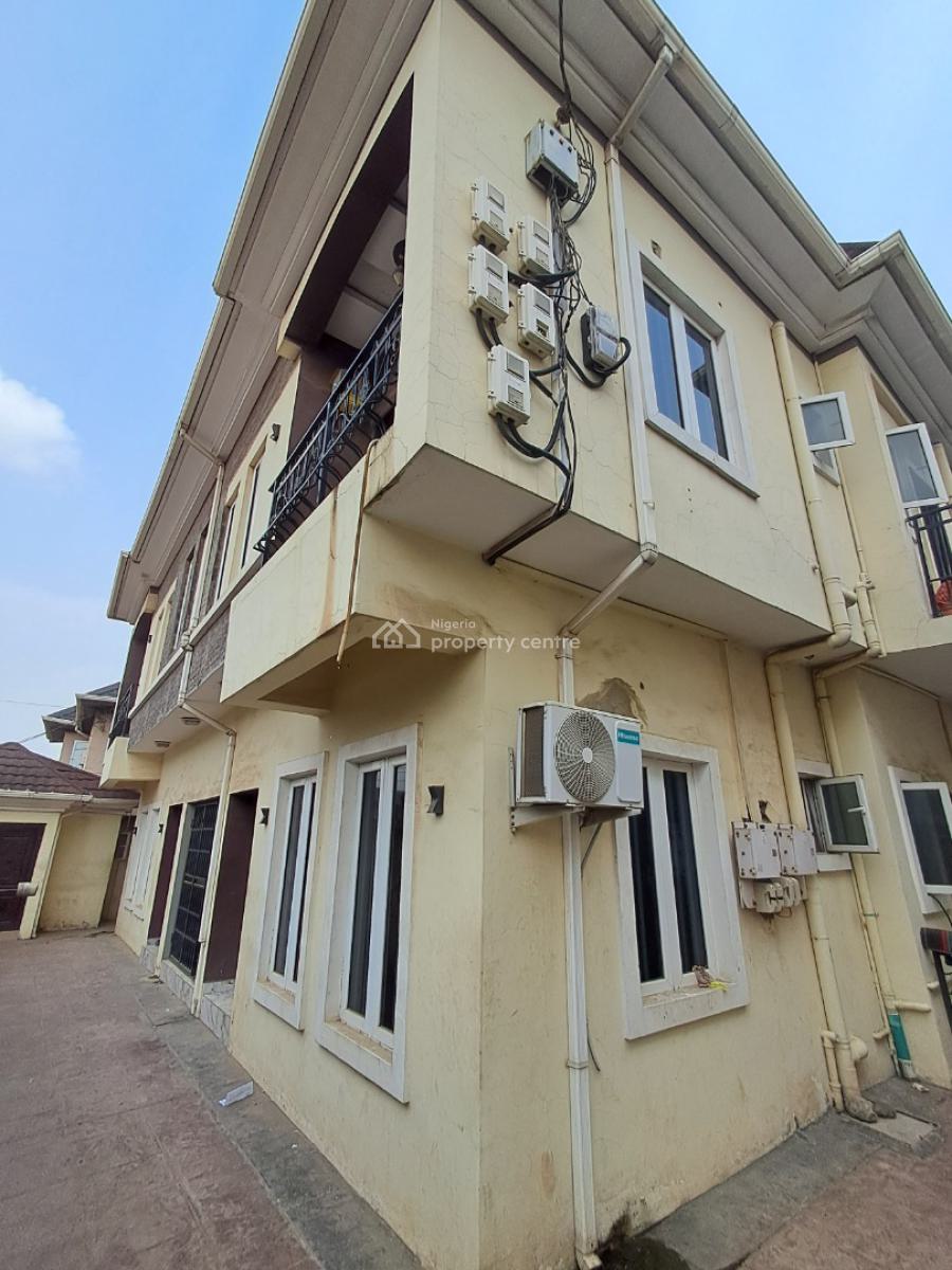 Standard 2 Bedroom Flat, Gra Phase 2, Magodo, Lagos, Flat / Apartment for Rent