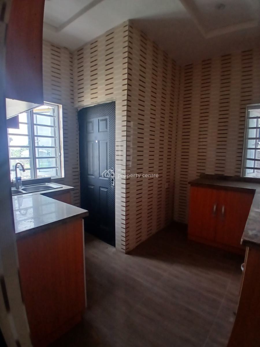 2 Bedroom Flat, Newtown Estate, Ogombo, Ajah, Lagos, Flat / Apartment for Rent