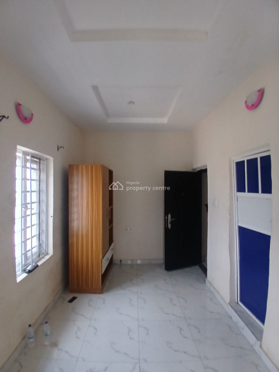 2 Bedroom Flat, Newtown Estate, Ogombo, Ajah, Lagos, Flat / Apartment for Rent