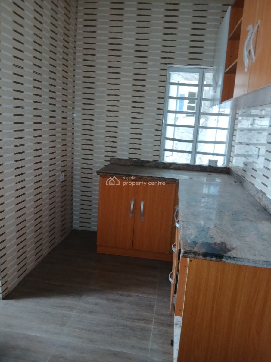 2 Bedroom Flat, Newtown Estate, Ogombo, Ajah, Lagos, Flat / Apartment for Rent