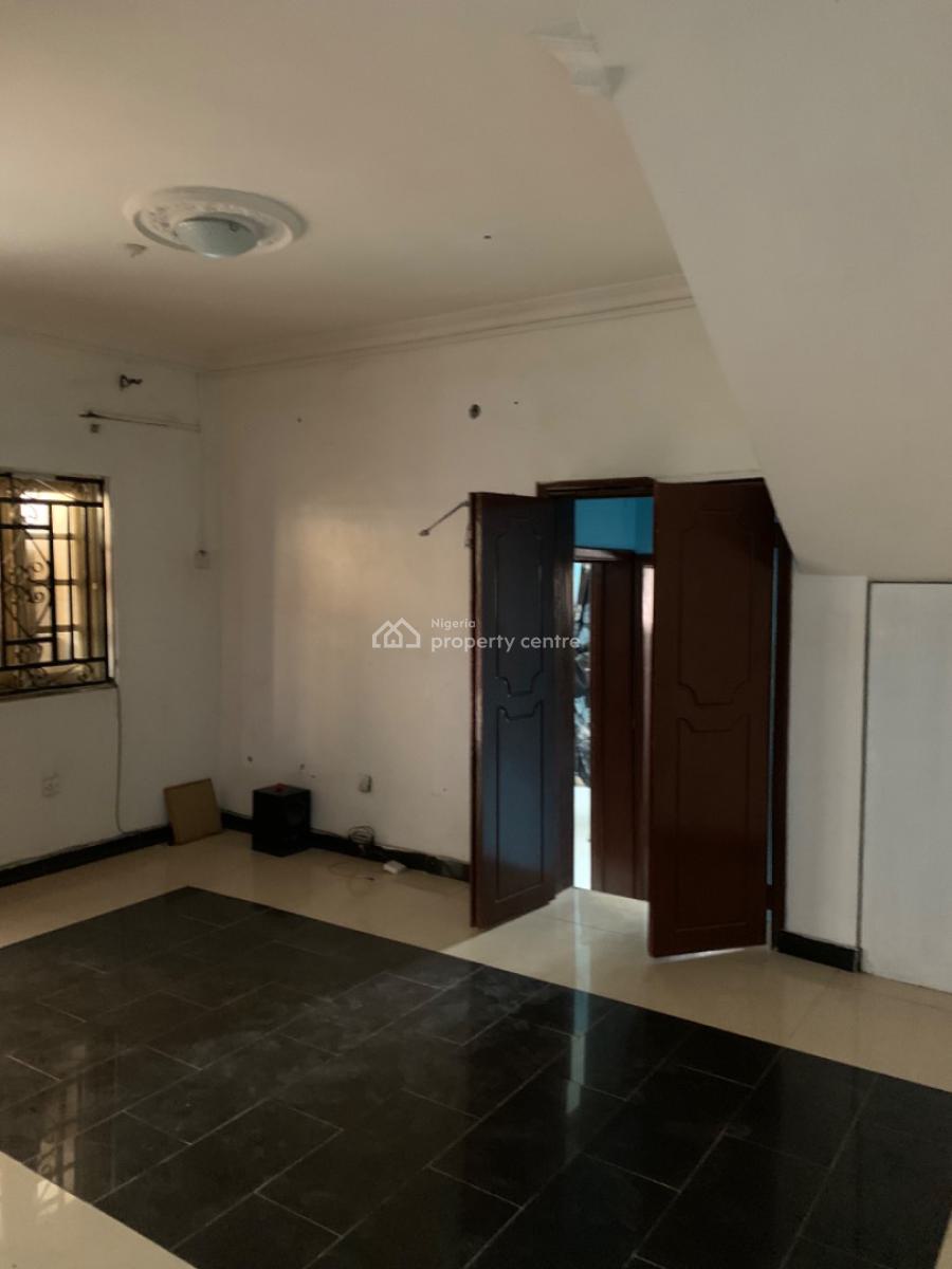 Luxury 2 Bedroom Flat, Gra Phase 1, Magodo, Lagos, Flat / Apartment for Rent