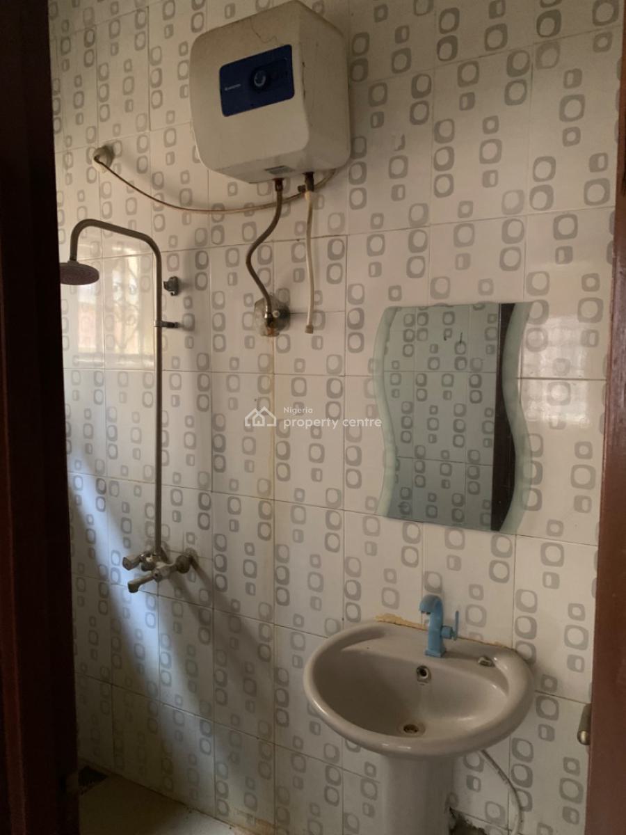 Luxury 2 Bedroom Flat, Gra Phase 1, Magodo, Lagos, Flat / Apartment for Rent