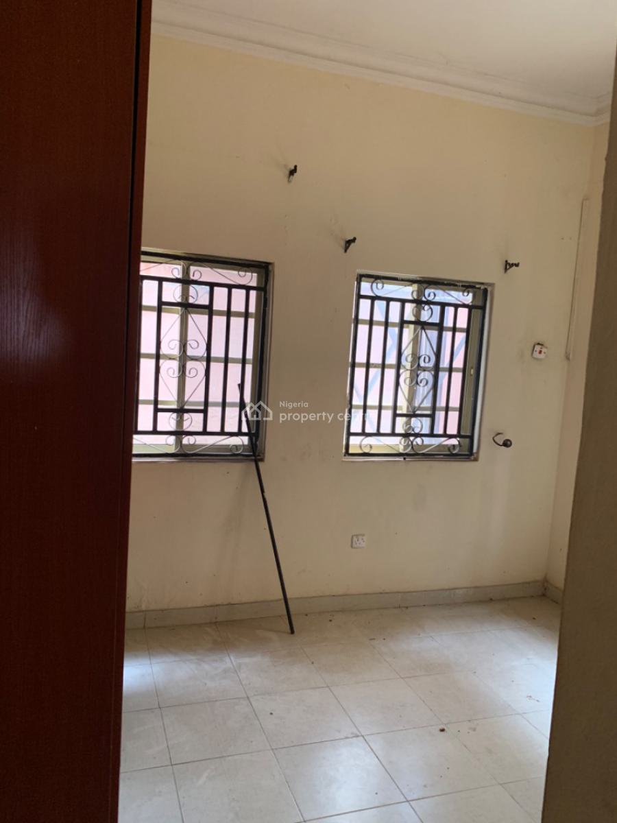 Luxury 2 Bedroom Flat, Gra Phase 1, Magodo, Lagos, Flat / Apartment for Rent
