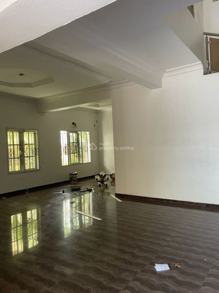 Service 4 Bedrooms with Bq Semi Detached, Chevron Drive, Lekki Expressway, Lekki, Lagos, Semi-detached Duplex for Rent
