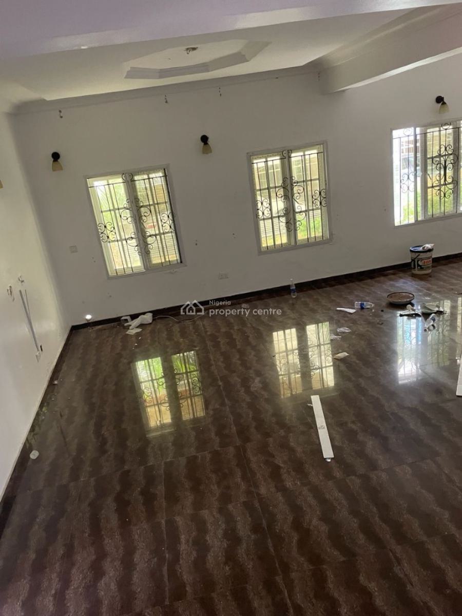 Service 4 Bedrooms with Bq Semi Detached, Chevron Drive, Lekki Expressway, Lekki, Lagos, Semi-detached Duplex for Rent
