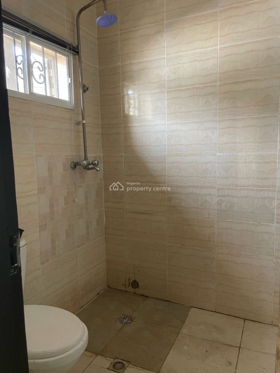 Service 4 Bedrooms with Bq Semi Detached, Chevron Drive, Lekki Expressway, Lekki, Lagos, Semi-detached Duplex for Rent