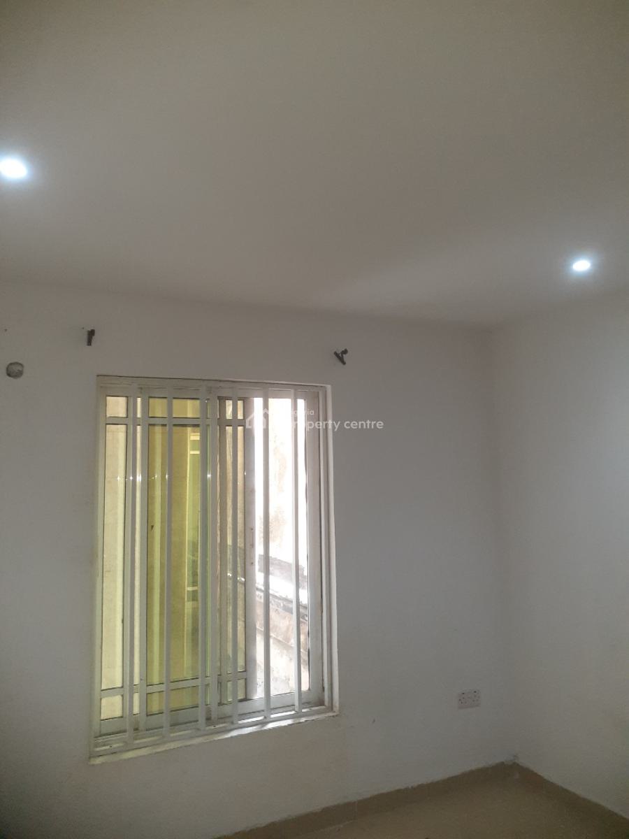 2 Bedroom Apartment, Off Alpha Beach Road New Road, Igbo Efon, Lekki, Lagos, Flat / Apartment for Rent