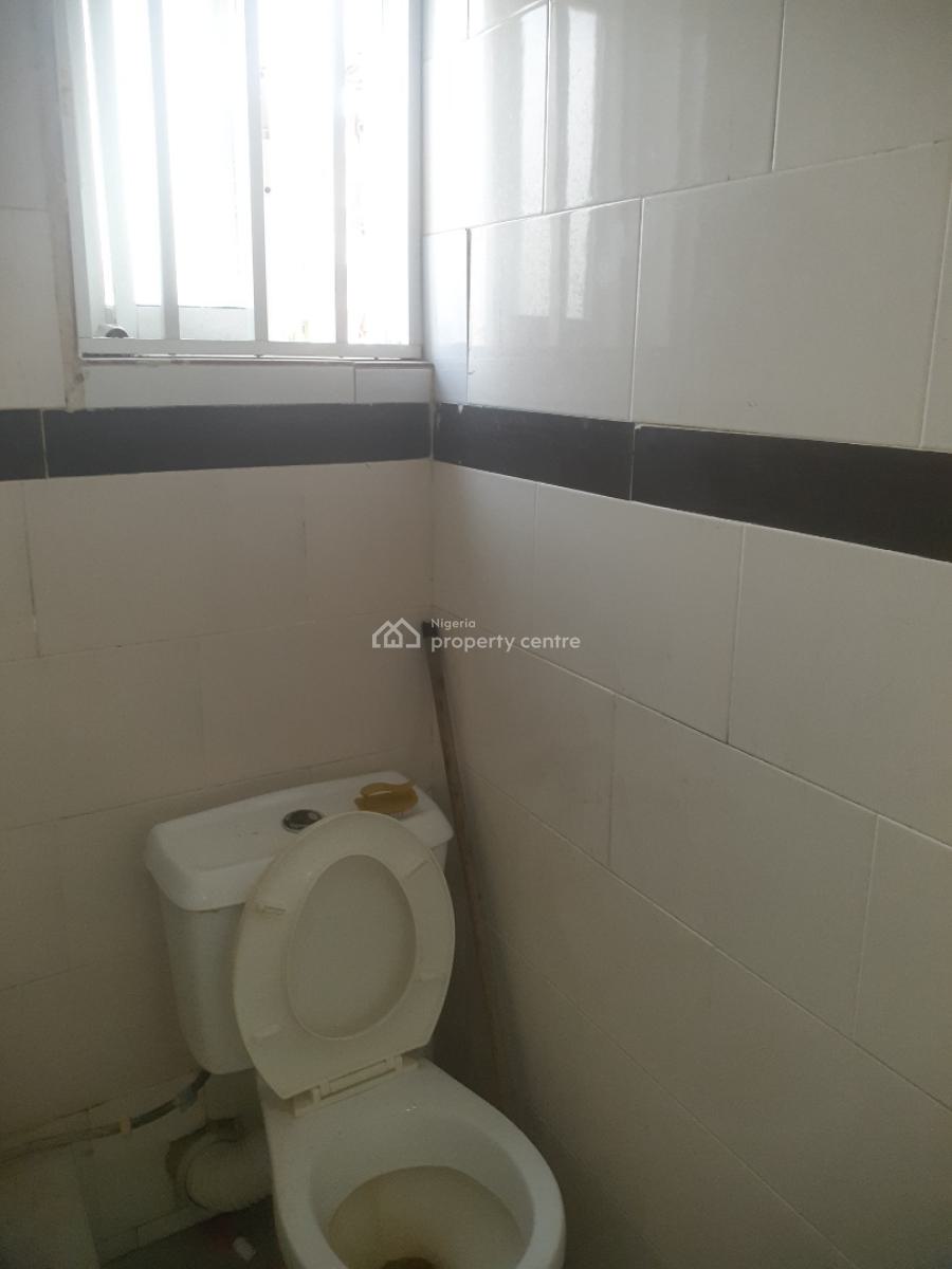 2 Bedroom Apartment, Off Alpha Beach Road New Road, Igbo Efon, Lekki, Lagos, Flat / Apartment for Rent