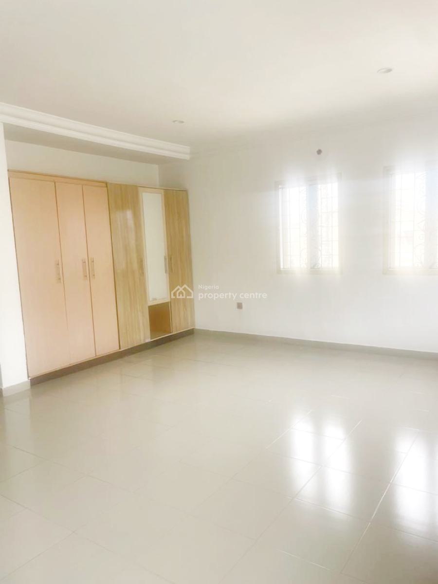 a Well Maintained Spacious 5 Bedroom Semi Detached Duplex with Bq, Gra Phase 1, Magodo, Lagos, Semi-detached Duplex for Rent