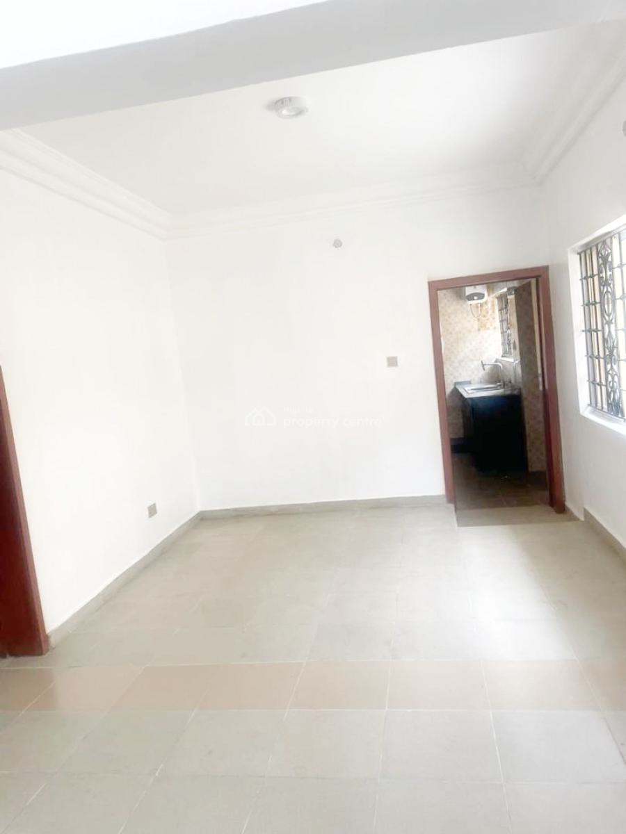 Luxury 5 Bedroom Semi Detached Duplex with Bq, Gra Phase 1, Magodo, Lagos, Semi-detached Duplex for Rent