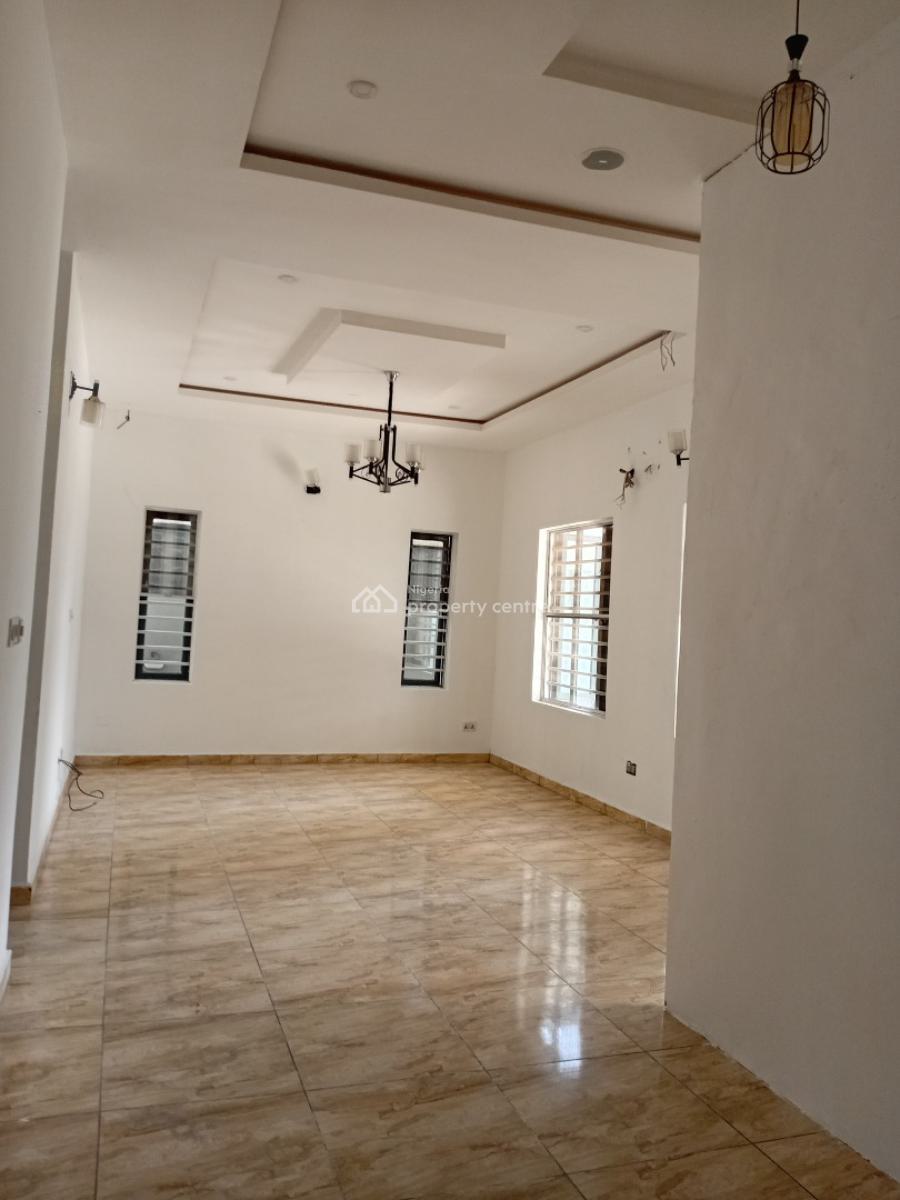 Room and Parlour (mini Flat), Orchid Road, Lekki, Lagos, House for Rent