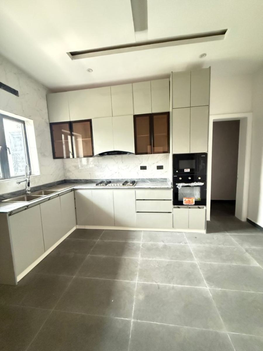 3-bedroom Apartment with Bq-- Victoria Island, Victoria Island (vi), Lagos, Flat / Apartment for Rent