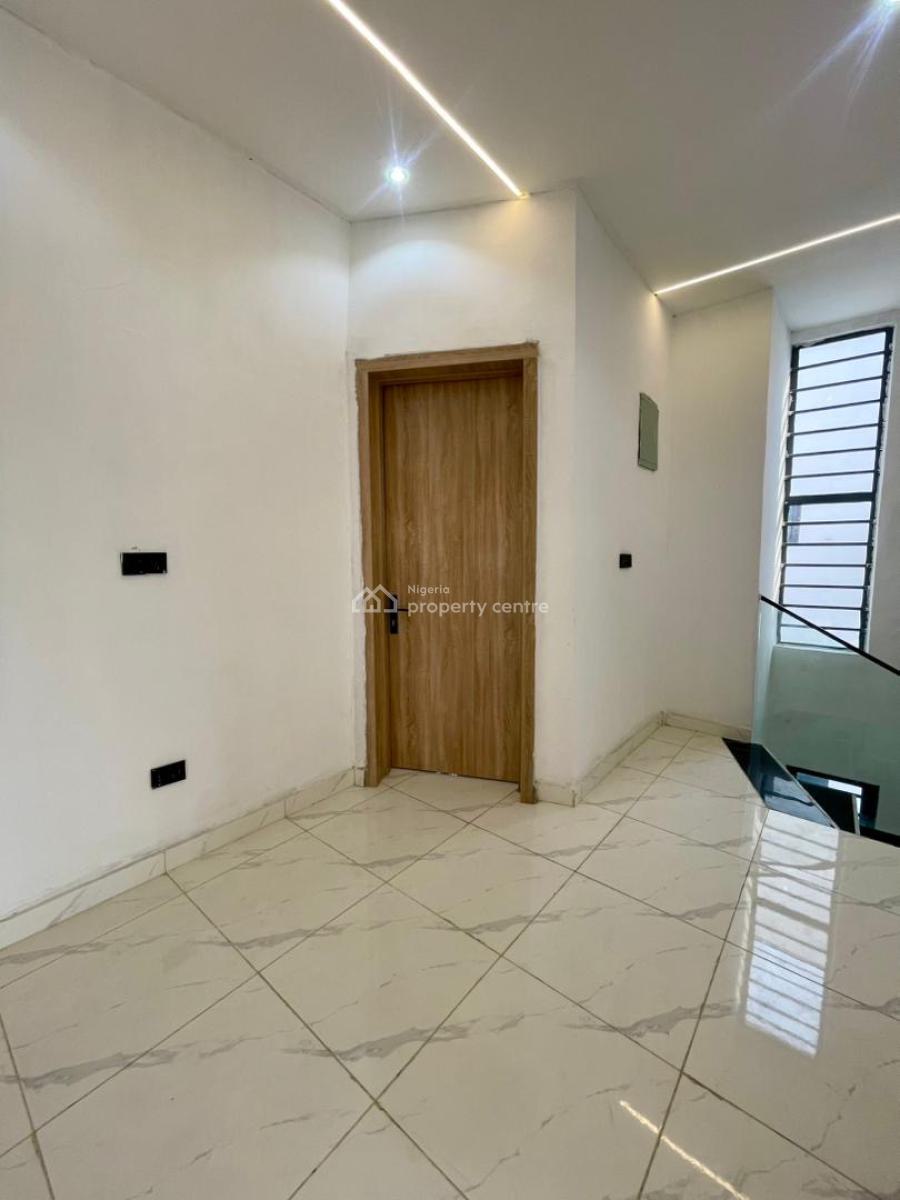 Exquisite 4 Bedroom Semi-detached Duplex with Bq, Ajah, Lekki Phase 2, Lekki, Lagos, Semi-detached Duplex for Sale