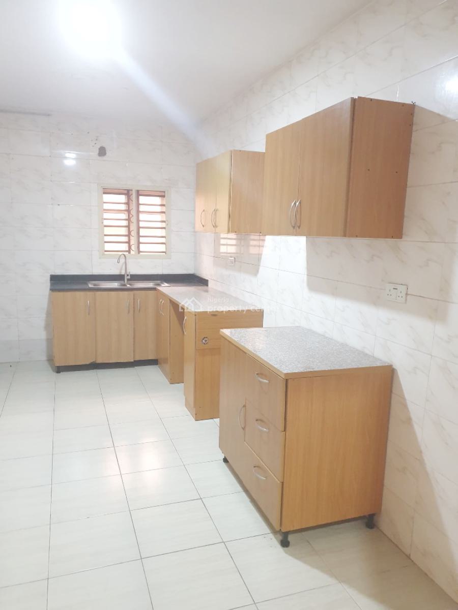 Luxury 2 Bedroom Flat, Gra Phase 2, Magodo, Lagos, Flat / Apartment for Rent