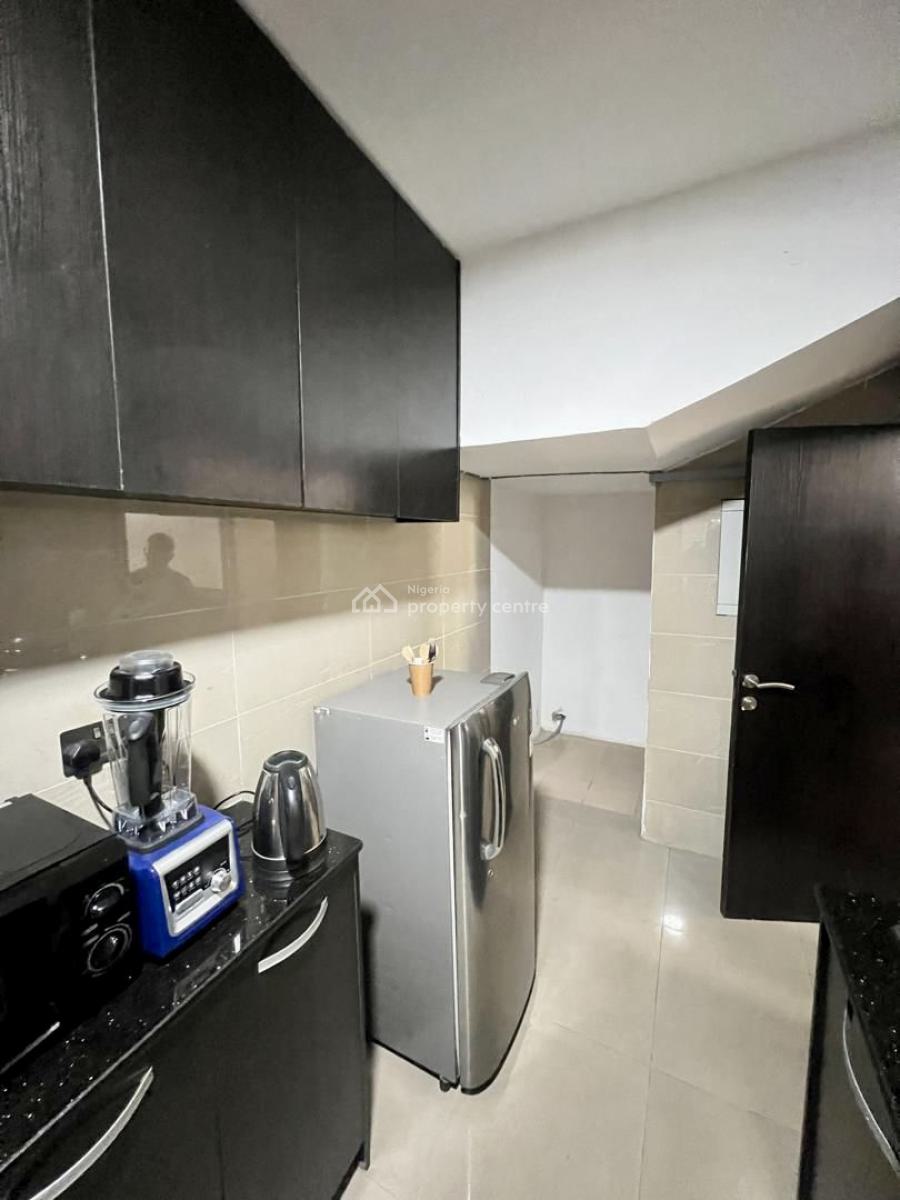 Tastefully Furnished 3-bedroom Maisonette with Inverter, Lekki Phase 1, Lekki, Lagos, Flat / Apartment for Rent