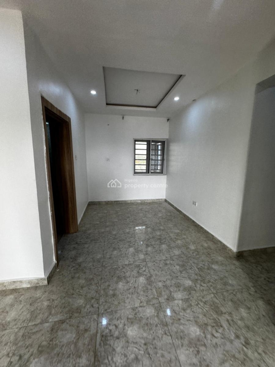 Lovely 3 Bedroom Flat on The Second Floor, Jahi, Abuja, Flat / Apartment for Rent