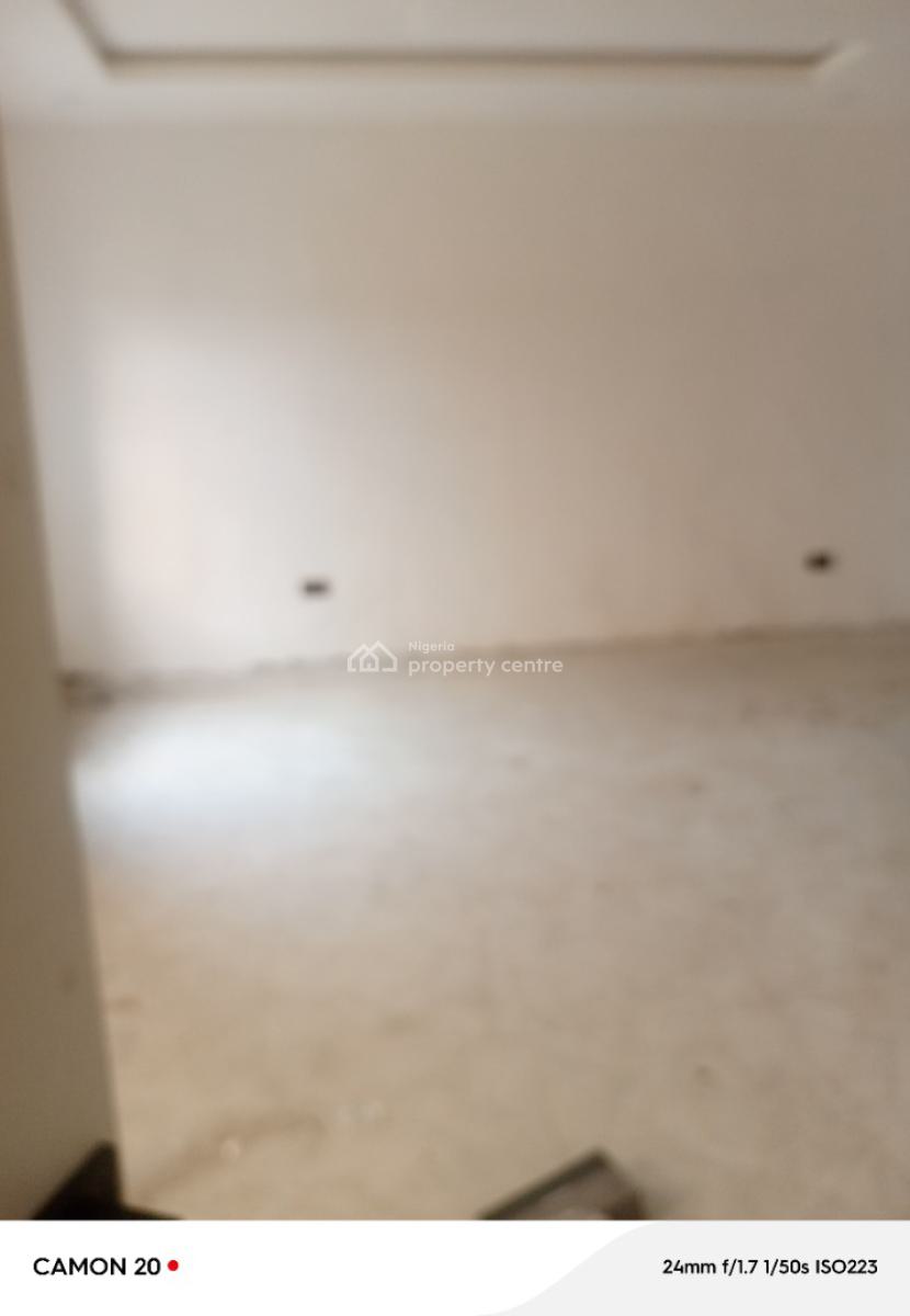 *quick Finger in Surulere*  4 Bedroom Terrace Duplex, Surulere, Lagos, Terraced Duplex for Sale