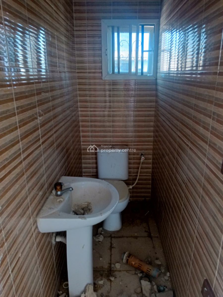 Superb 3 Bedrooms Flat..renovation Is Ongoing., Atlantic View Estate, Alpha Beach Road, New-road Bustop, Igbo Efon, Lekki, Lagos, Flat / Apartment for Rent