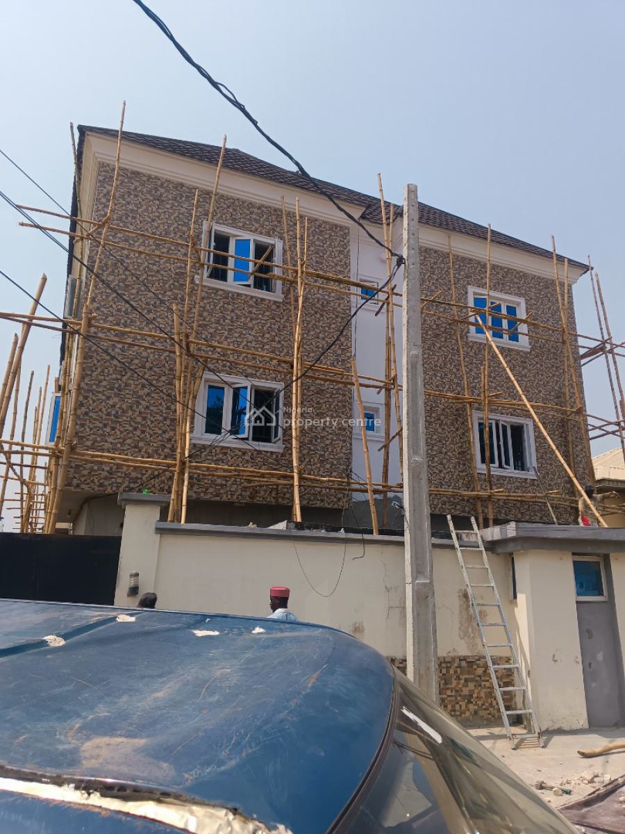 Superb 3 Bedrooms Flat..renovation Is Ongoing., Atlantic View Estate, Alpha Beach Road, New-road Bustop, Igbo Efon, Lekki, Lagos, Flat / Apartment for Rent