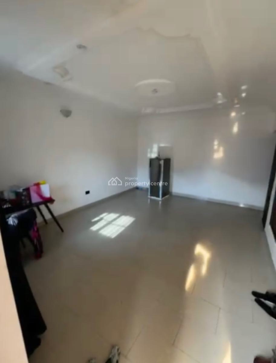 Luxurious Standard 1bedroom Mini Flat Upstairs, Osapa, Lekki, Lagos, Mini Flat (room and Parlour) for Rent