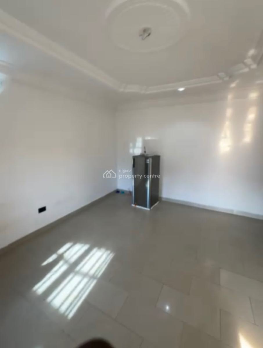Luxurious Standard 1bedroom Mini Flat Upstairs, Osapa, Lekki, Lagos, Mini Flat (room and Parlour) for Rent