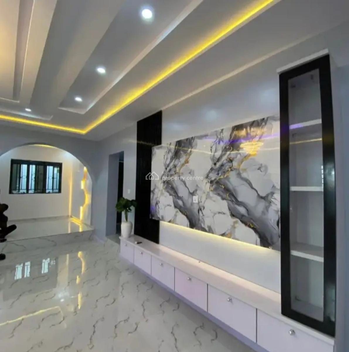 Well Built 4 Bedroom Detached Bungalow, Ateere ,kasunmu Off Akala’s Expressway, Ibadan, Oyo, Detached Bungalow for Sale